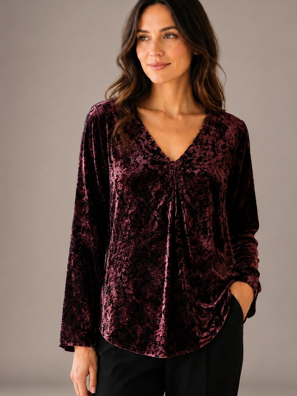 J. Jill Women's Crushed Velvet Purple Paisley V Neck Long Sleeve Top Size L NWT